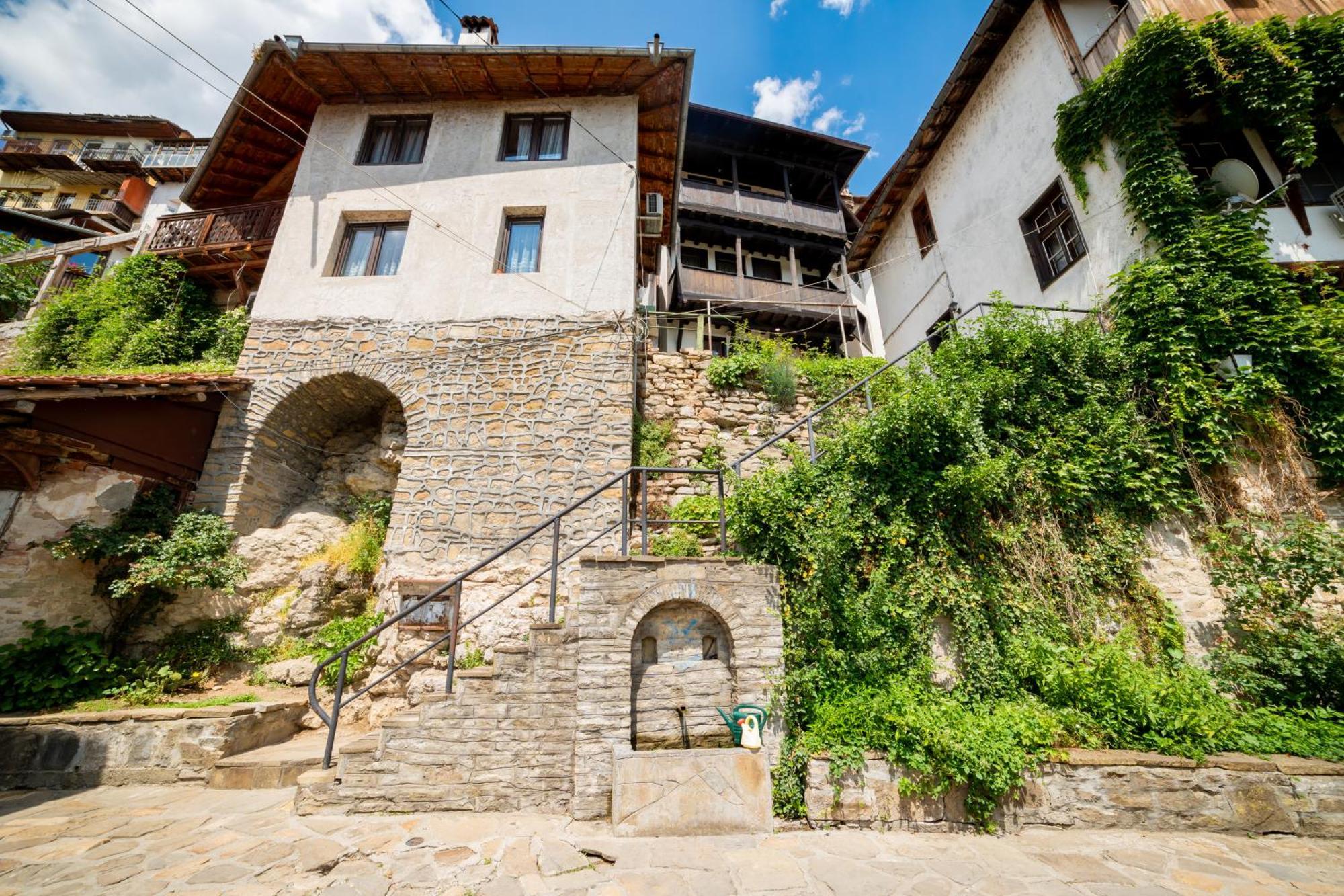 Iatrus Guest Apartment & Sauna Βελίκο Τίρνοβο Εξωτερικό φωτογραφία